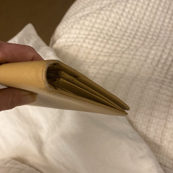 Chanel Wallet - Picture 14 of 17